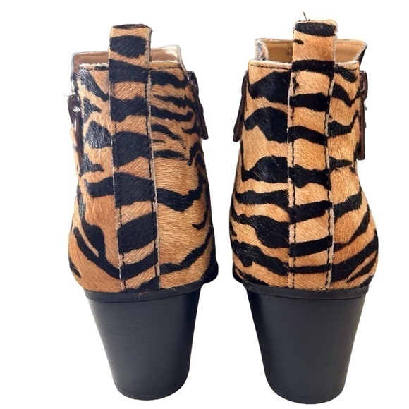 Franco Fortini Women’s Boots Olivianna Leopard/Zebra #331622 Ankle EUC Size-6.5 - Picture 4 of 7